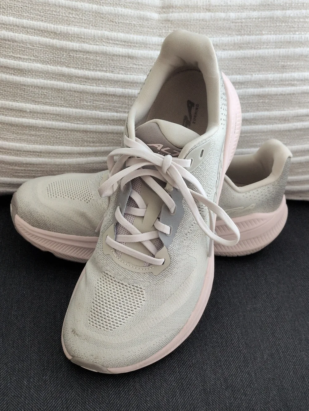 Experience Flow 3 Road-Running Shoes - Women's